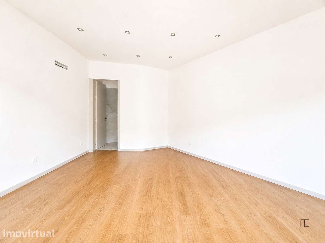 Loja, 30 m², Espinho - Grande imagem: 2/3