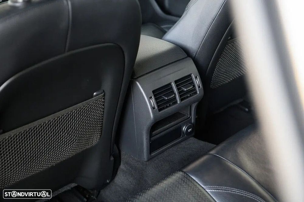 Jaguar XF 2.0 D R-Sport Aut. - 36