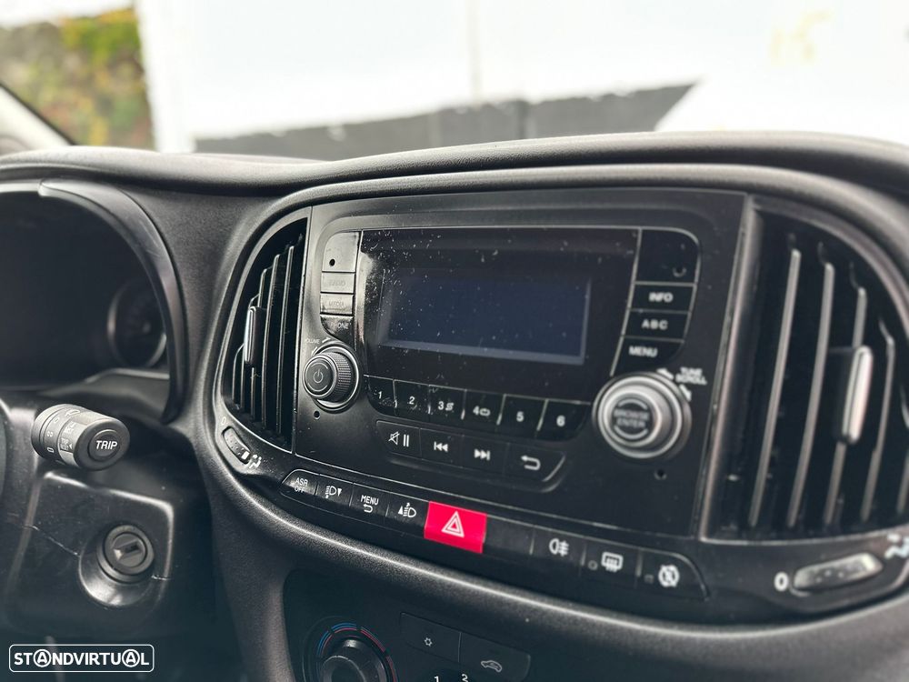 Fiat Doblo 1.6 D Multijet - 18