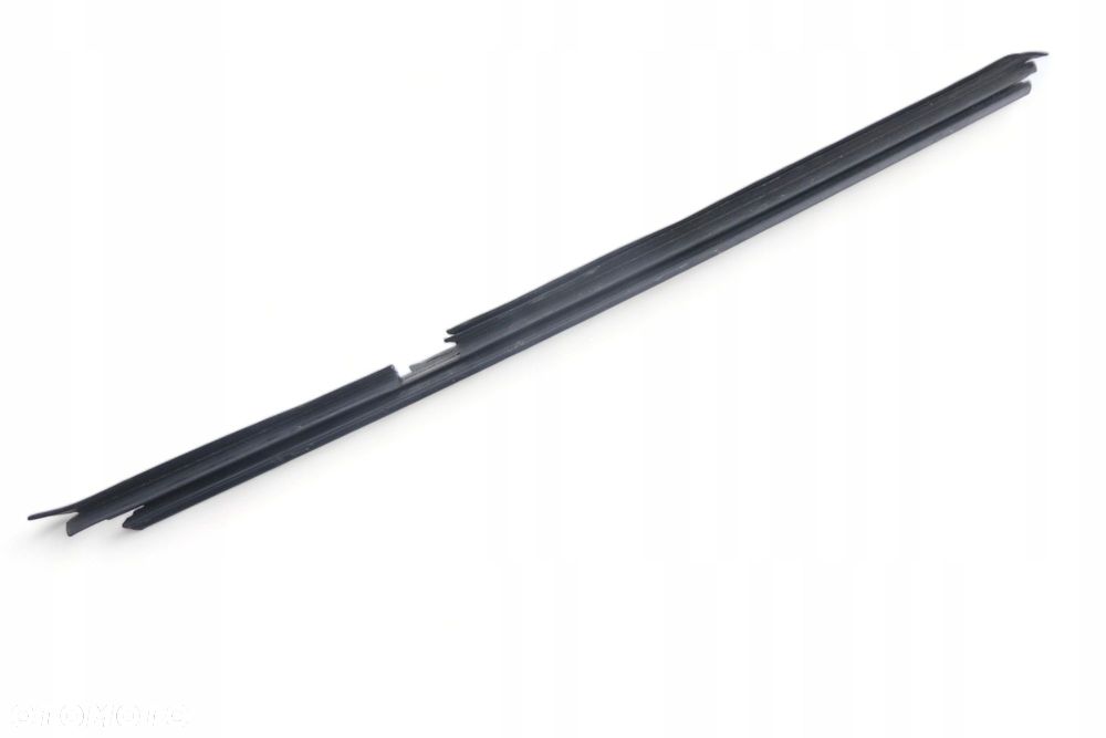 Uszczelka Drzwi Lewy Tył BMW G30 G31 F90 7336983 - 3