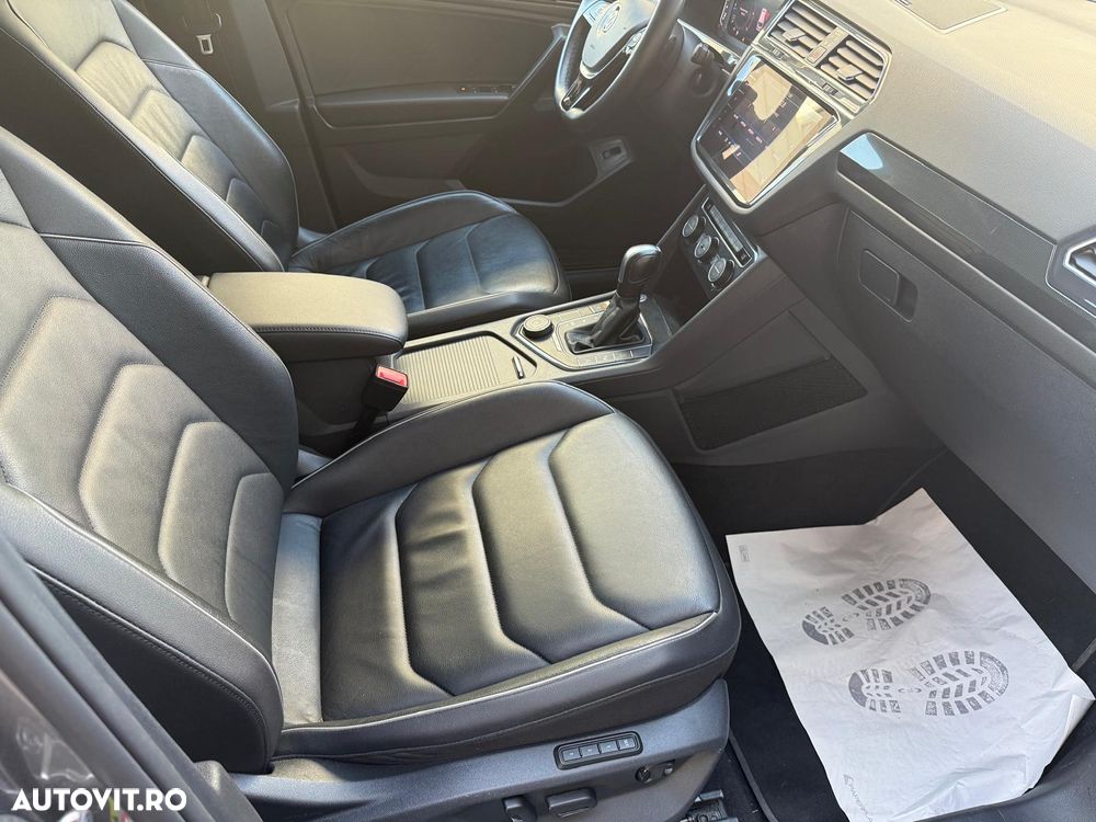 Volkswagen Tiguan 2.0 TDI SCR 4MOTION DSG R-Line - 22