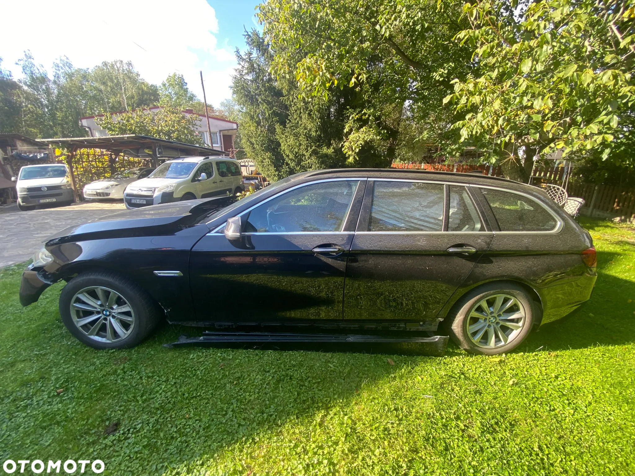BMW Seria 5 525d - 12