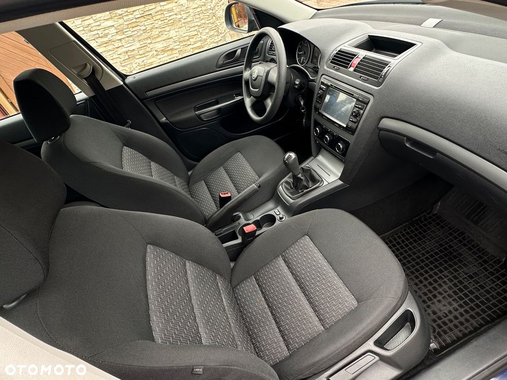 Skoda Octavia 1.4 Family - 5