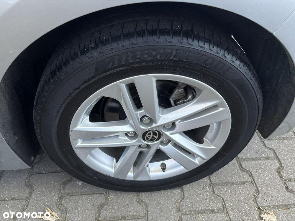 Toyota Corolla 1.8 Hybrid Comfort - 32