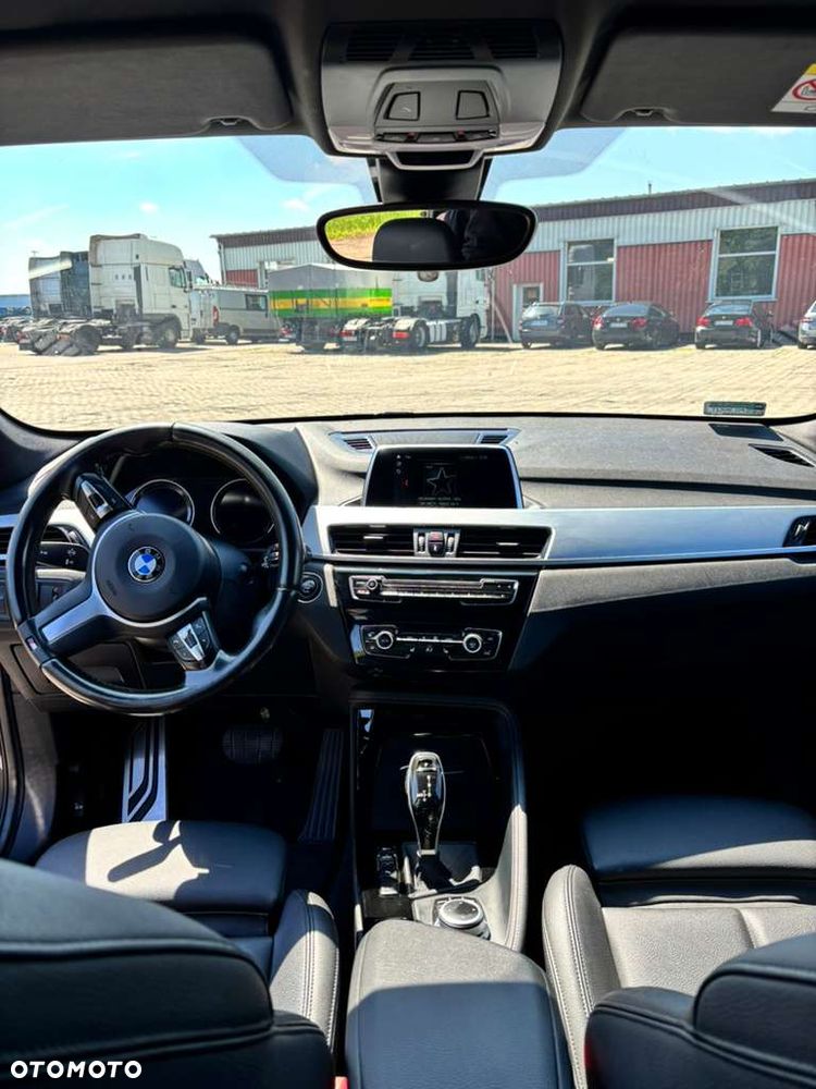 BMW X1 xDrive18d - 9