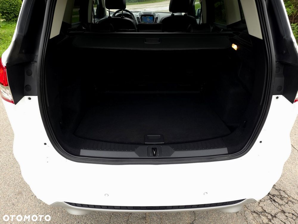 Ford Kuga 2.0 TDCi 4WD Titanium - 37