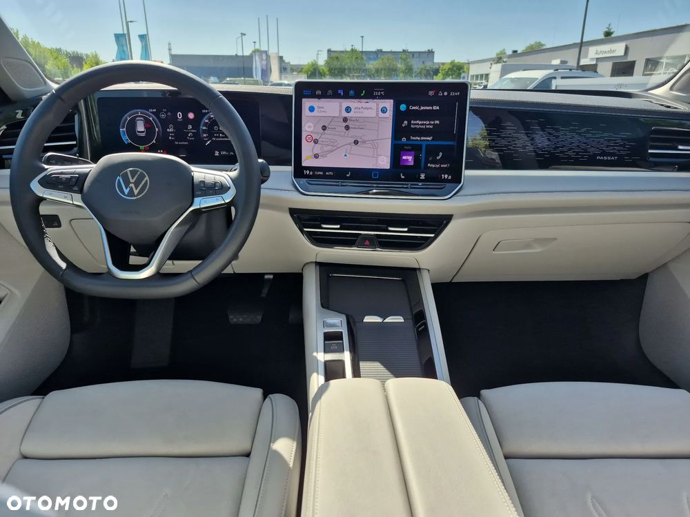 Volkswagen Passat - 10