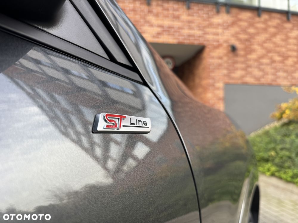 Ford Kuga - 17