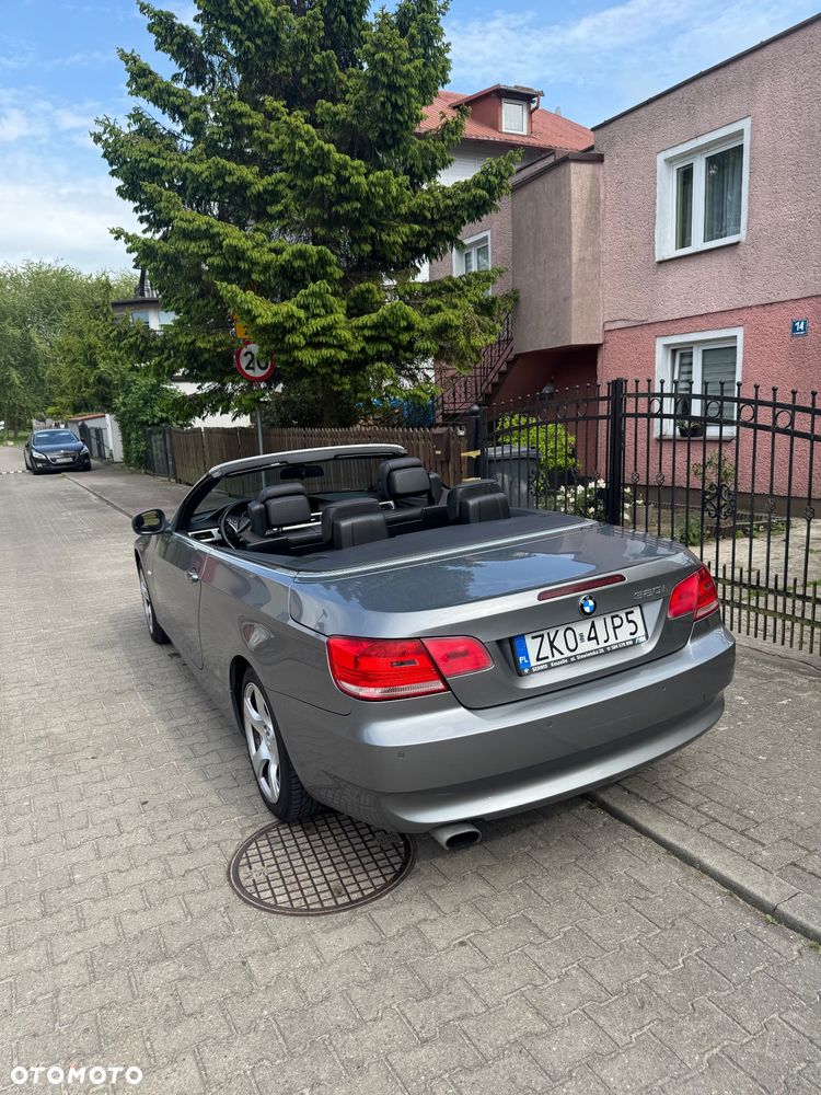BMW Seria 3 320i - 10