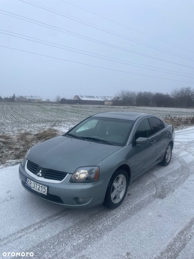 Mitsubishi Galant 2.4 ES - 1