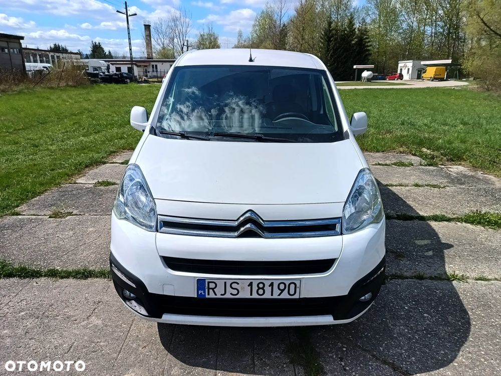 Citroën Berlingo 1.6 diesel Blue HDI 99kM, manual, 2016 rok EURO 6! STAN BARDZO DOBRY, PRZEBIEG GWARANTOWANY! - 4