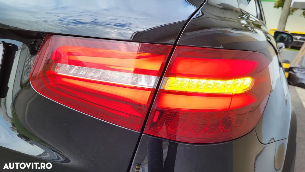 Mercedes-Benz GLC AMG 43 4Matic 9G-TRONIC - 22