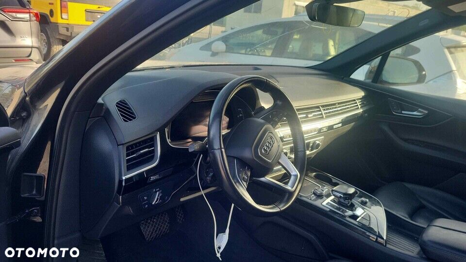 Audi Q7 - 14