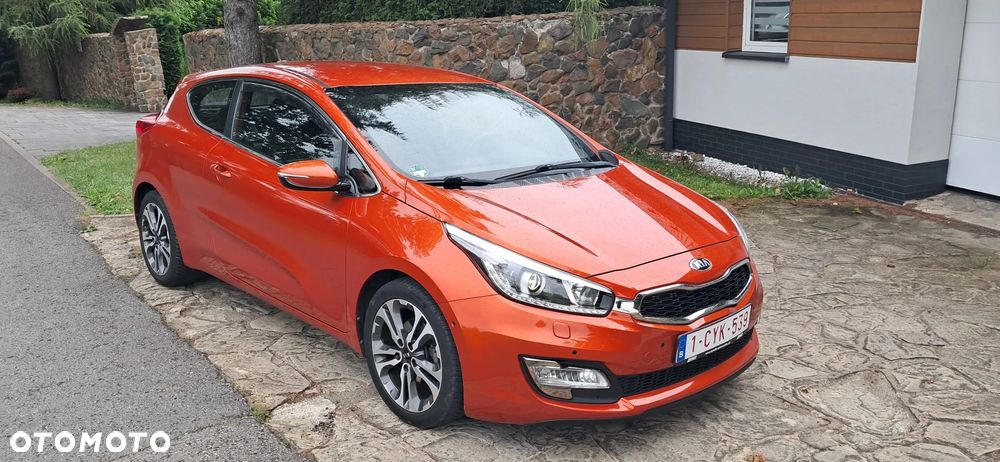 Kia Ceed 1.6 GDI ISG Platinum Edition - 17