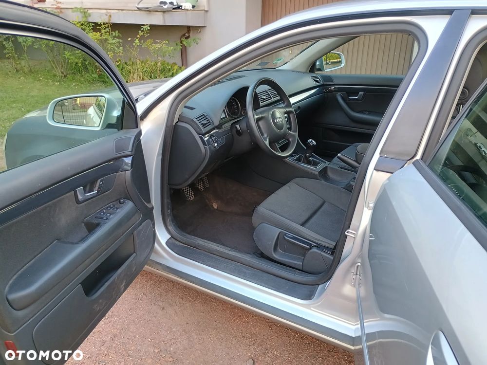 Audi A4 Limousine 2 - 14