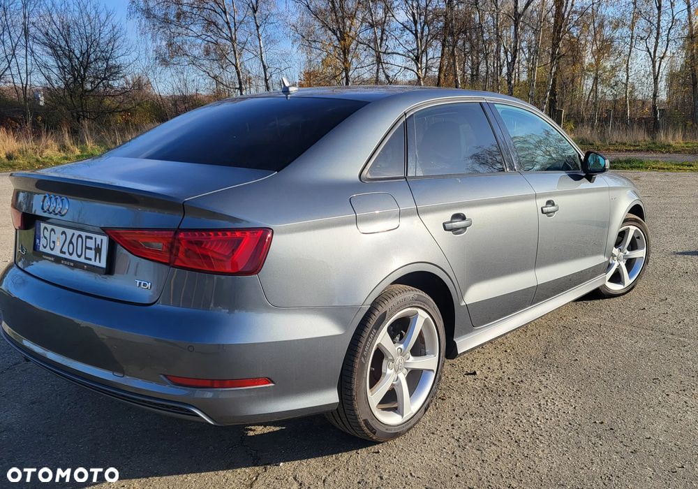 Audi A3 Limousine 1.6 TDI(clean diesel) S tronic S line Sportpaket - 2