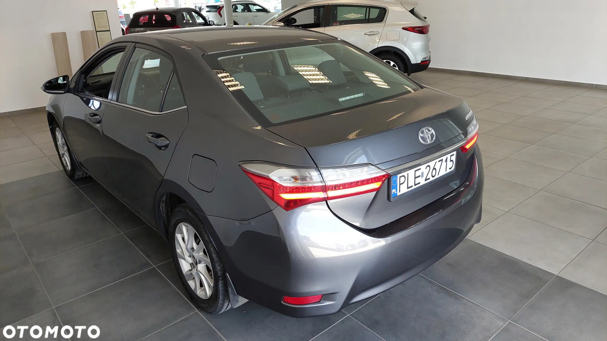 Toyota Corolla 1.6 Classic Plus - 2