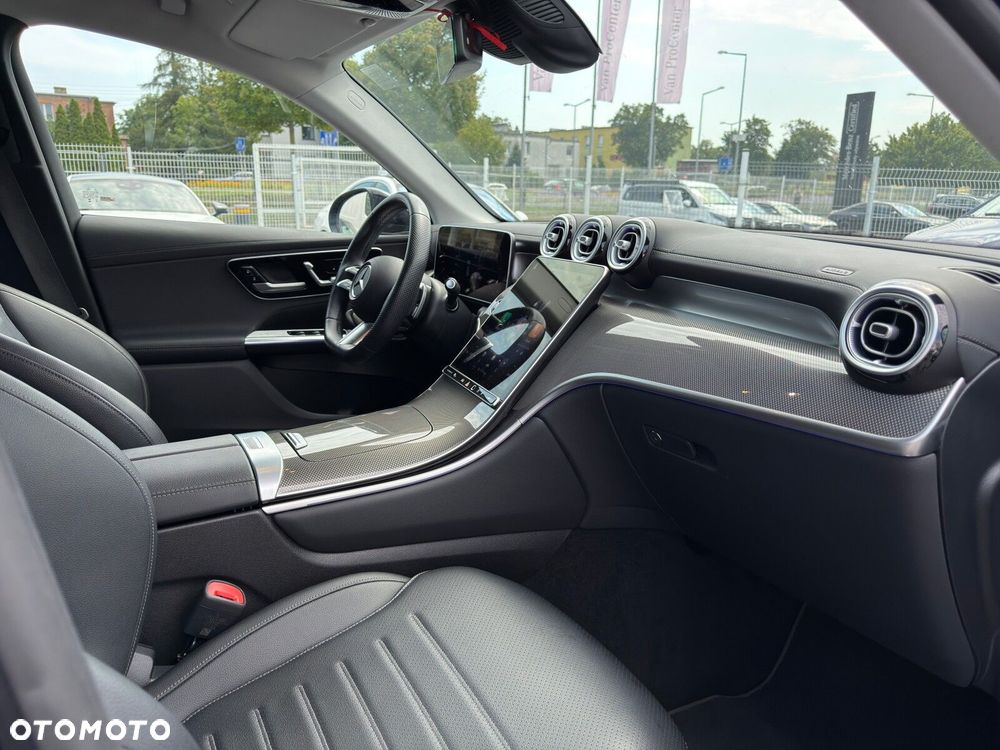 Mercedes-Benz GLC 220 d mHEV 4-Matic AMG Line - 23