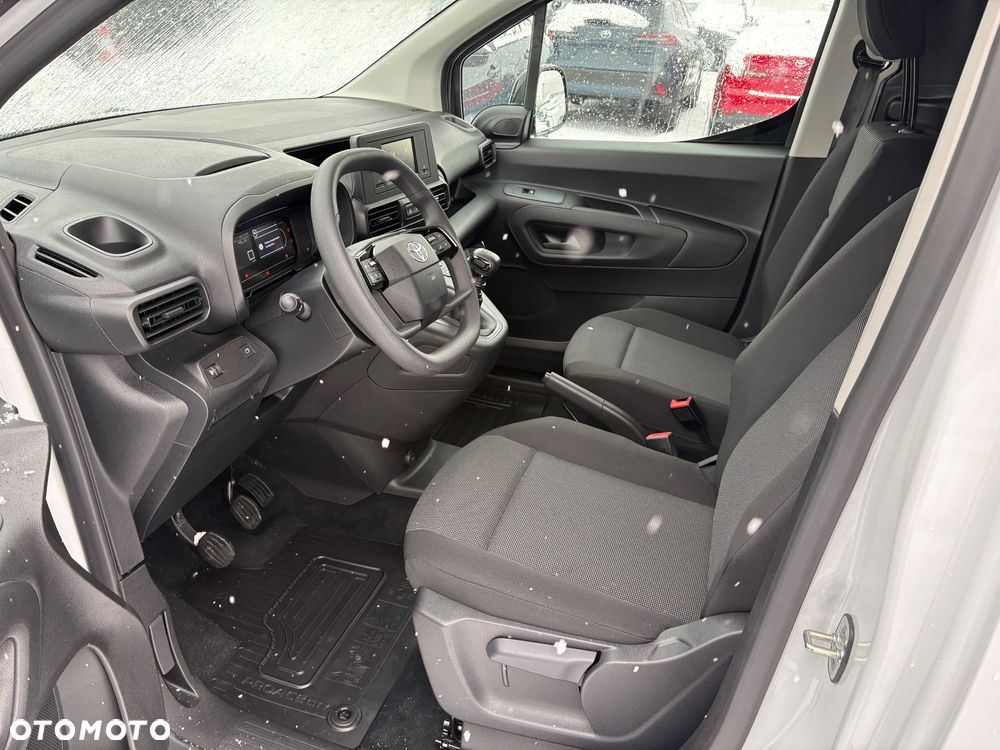 Toyota Proace CITY - 11