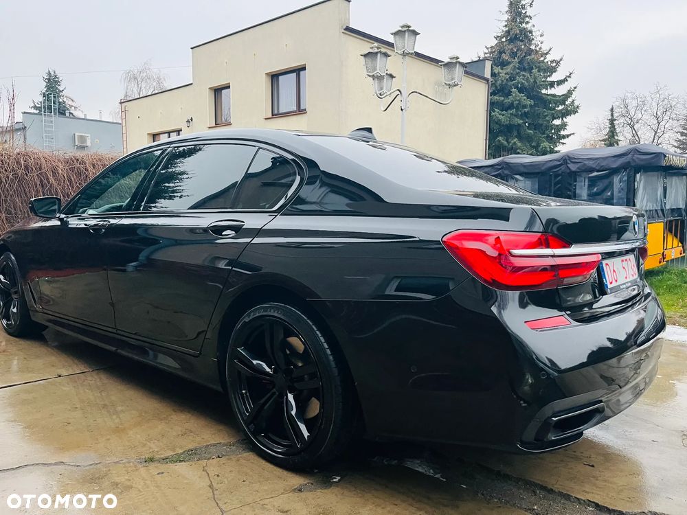 BMW Seria 7 740Li - 4