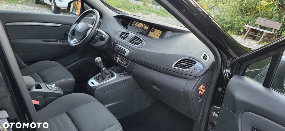 Renault Scenic 1.5 dCi Limited - 28