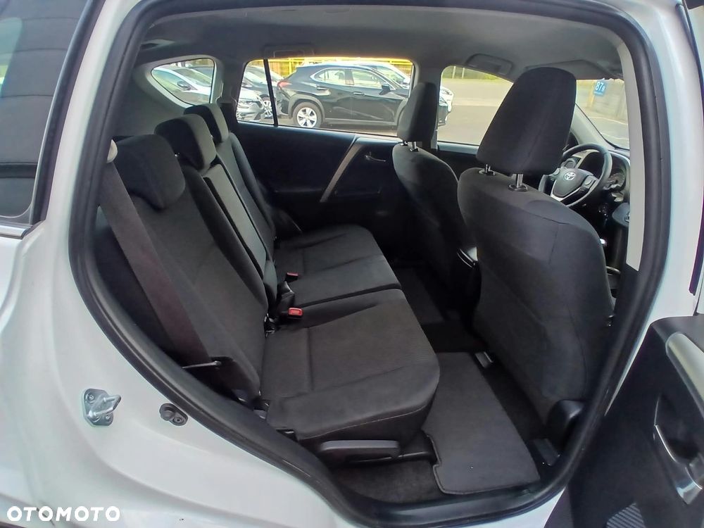 Toyota RAV4 2.0 D-4D Active 4x2 - 33