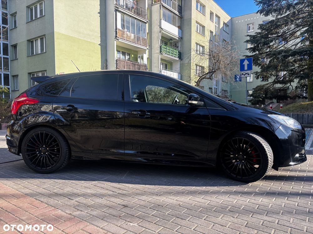 Ford Focus 2.0 EcoBoost ST mit Leder-Exclusiv-Paket - 4