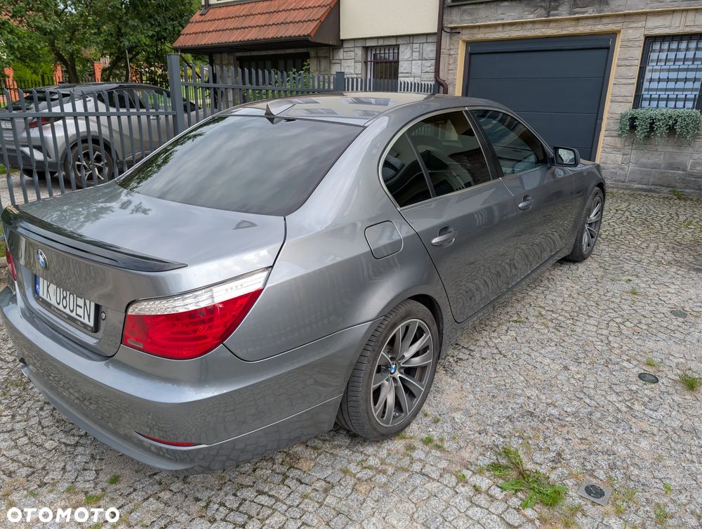 BMW Seria 5 520d - 5
