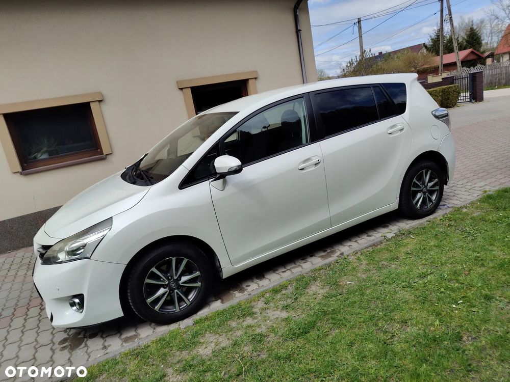 Toyota Verso 1.6 D-4D Active 7os - 2