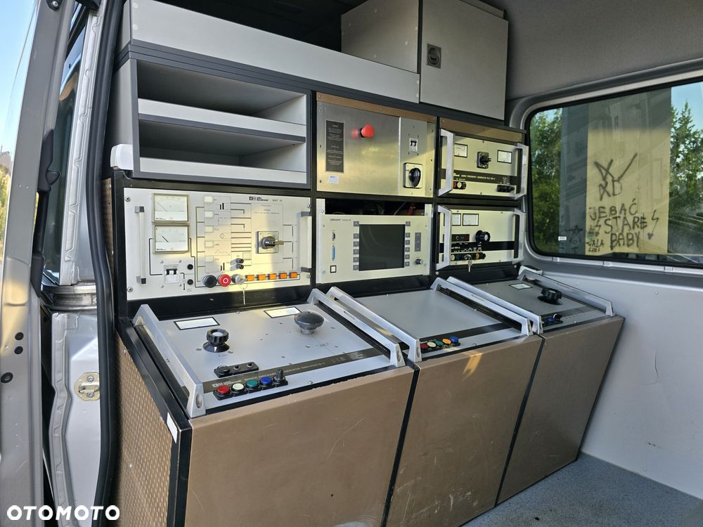 Mercedes-Benz Sprinter 516 - 12