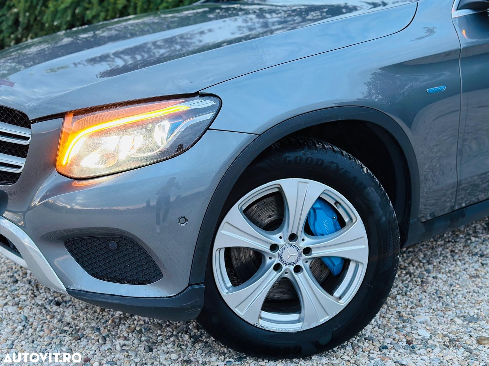 Mercedes-Benz GLC 350 e 4Matic 7G-TRONIC Exclusive - 11