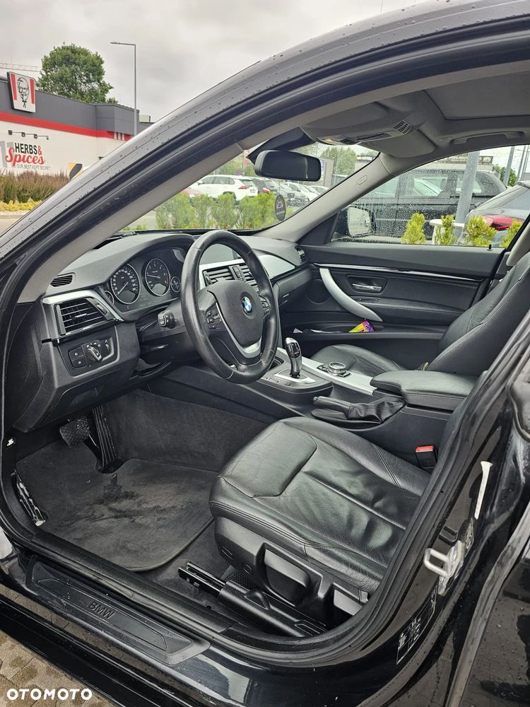 BMW Seria 3 318d Luxury Line - 11