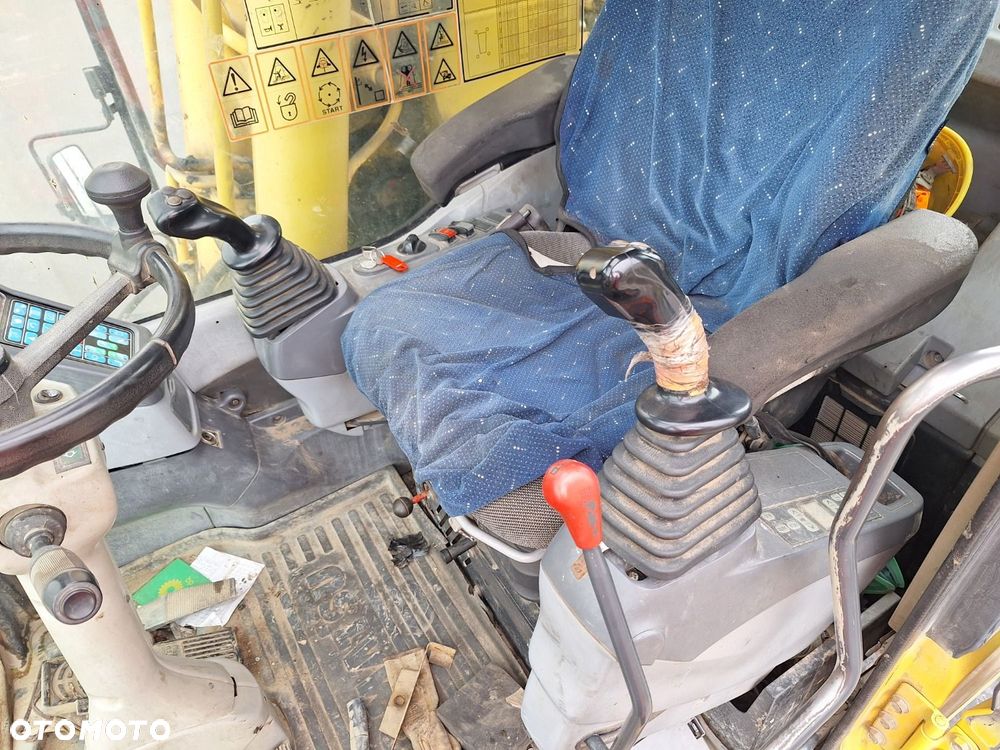 Komatsu Pw 200-7 4X4 - 12