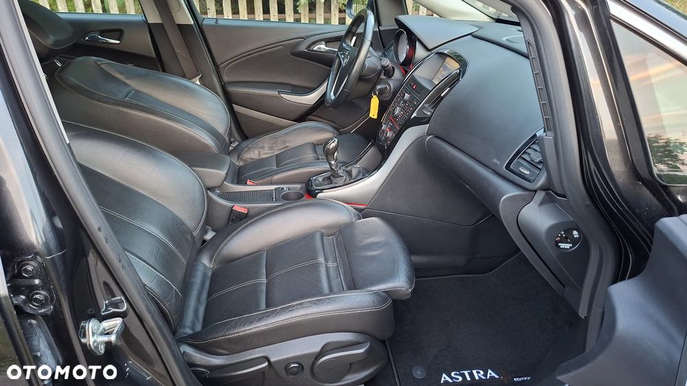 Opel Astra 1.4 Turbo ecoFLEX Start/Stop - 11
