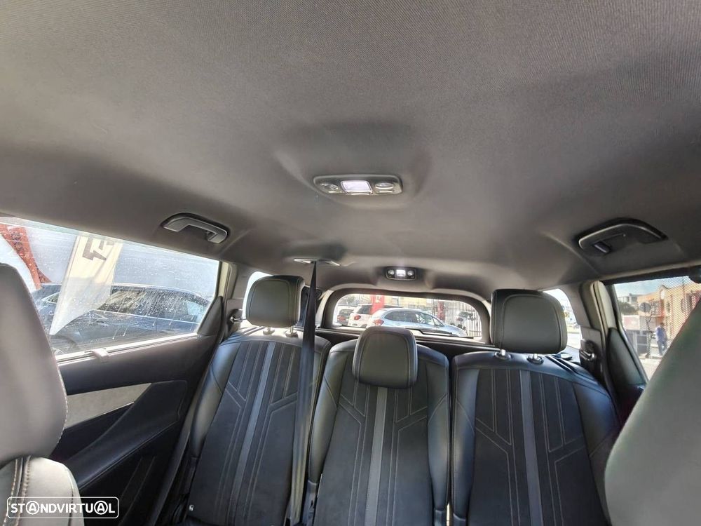 Peugeot 5008 1.5 BlueHDi GT EAT8 - 25