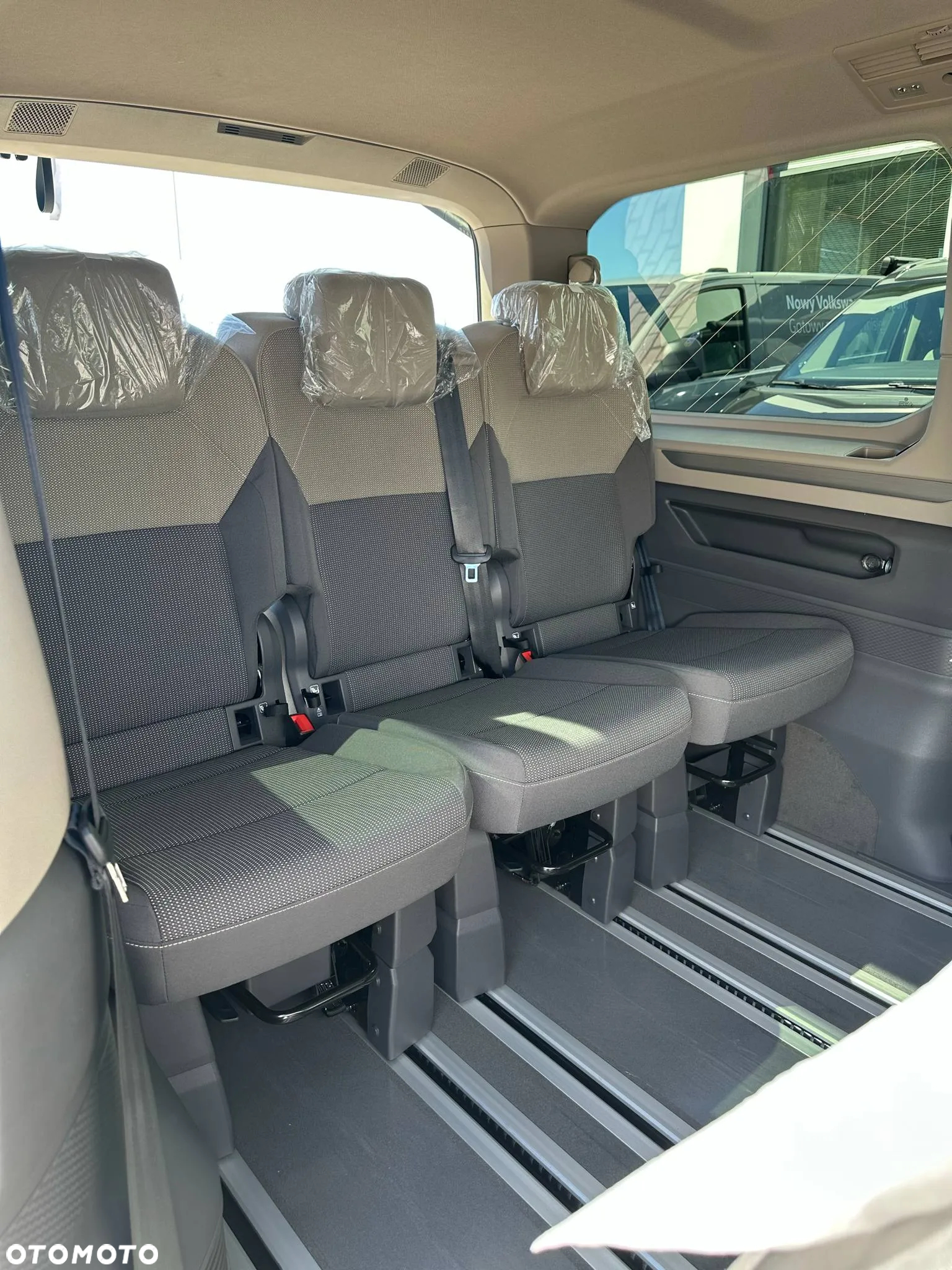 Volkswagen Multivan 2.0 TDI L2 Life DSG - 13