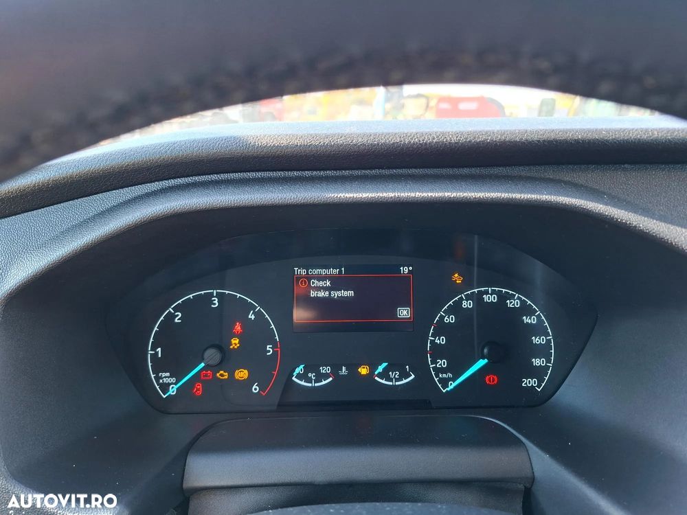 Ford TRANSIT FURGON 2.0D 131CP  MOTOR DEFECT - 14