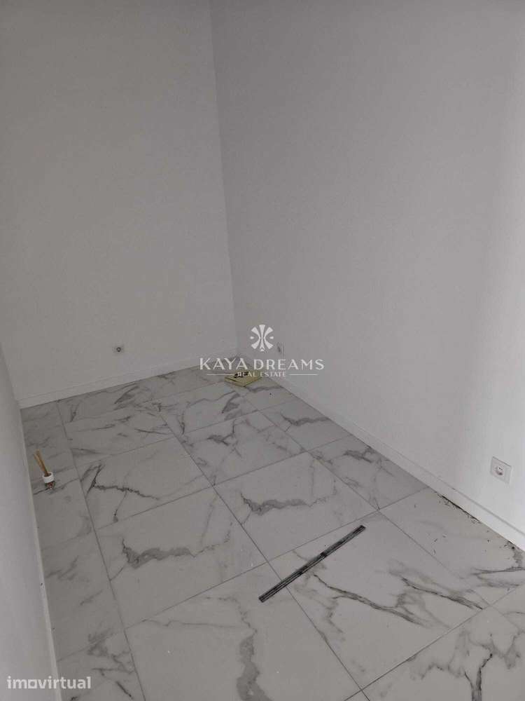 Espaço Comercial com Extração de Fumos | Centro de Odivelas - Grande imagem: 4/6
