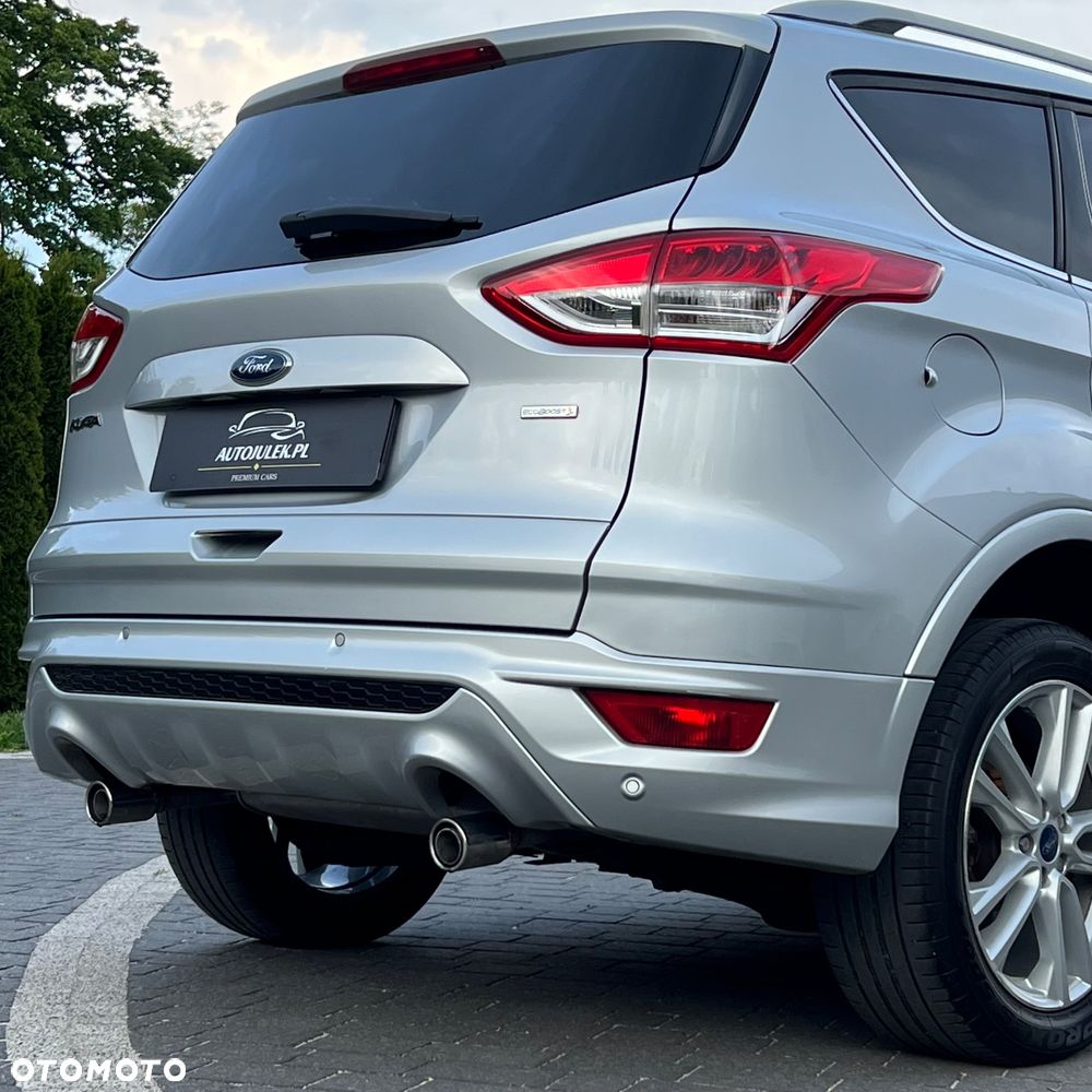 Ford Kuga 1.5 EcoBoost 2x4 Titanium - 12