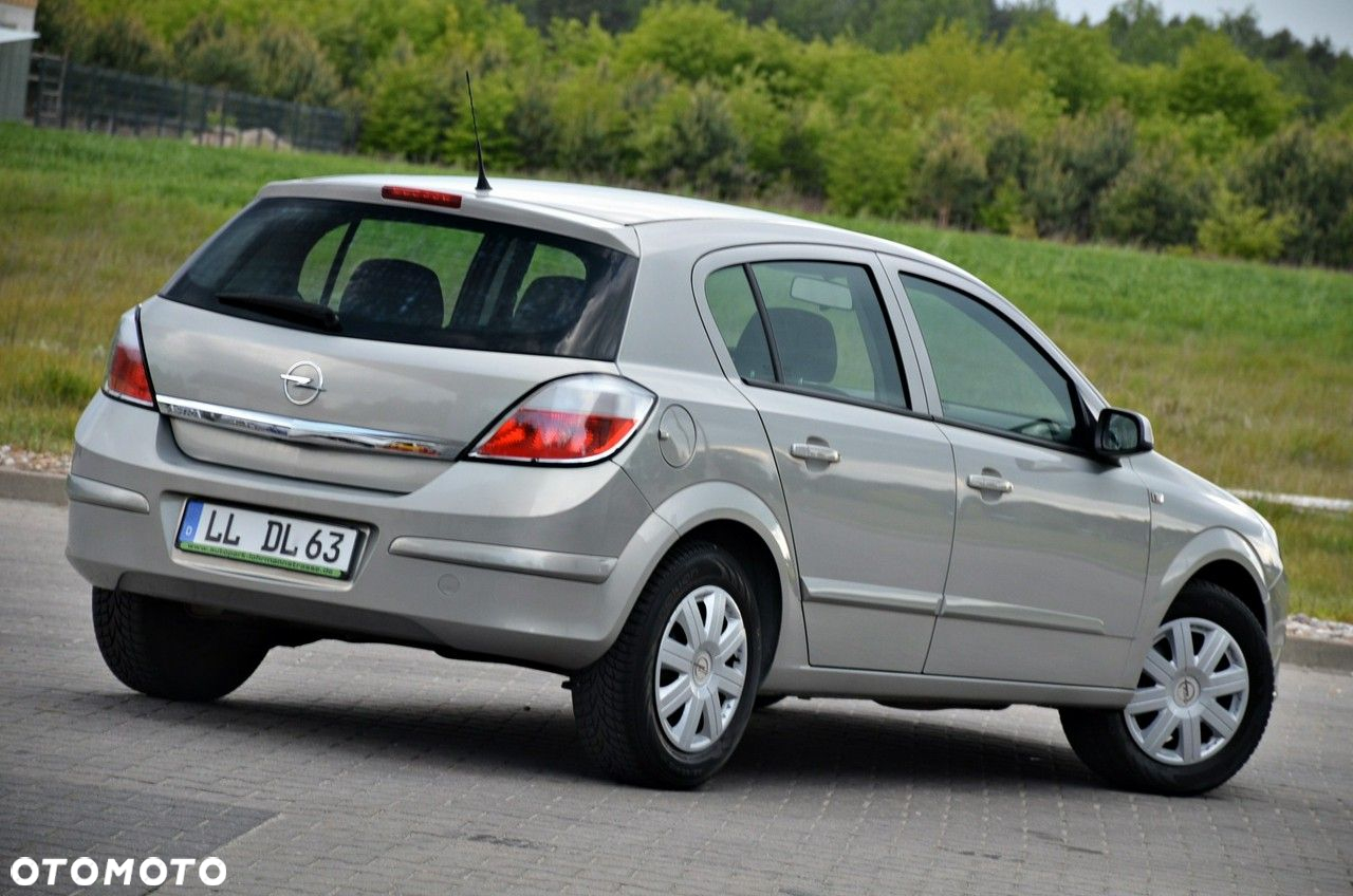 Opel Astra - 12