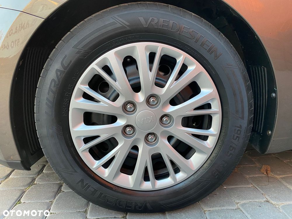 Kia Ceed 1.6 GDI Dream Team Edition - 7