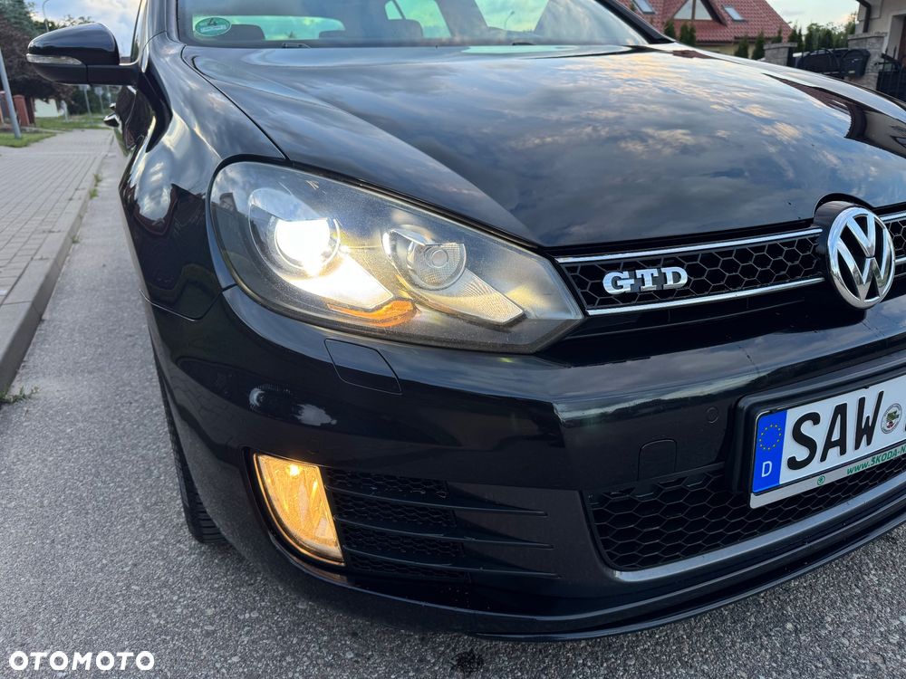 Volkswagen Golf 2.0 TDI DPF DSG GTD - 10