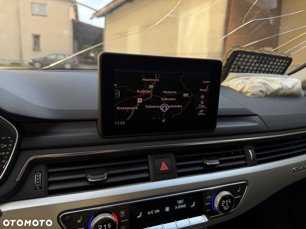 Audi A4 Avant 2.0 TDI S tronic quattro - 33