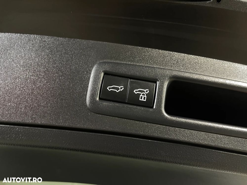 Lexus UX 250h Executive Line - 18