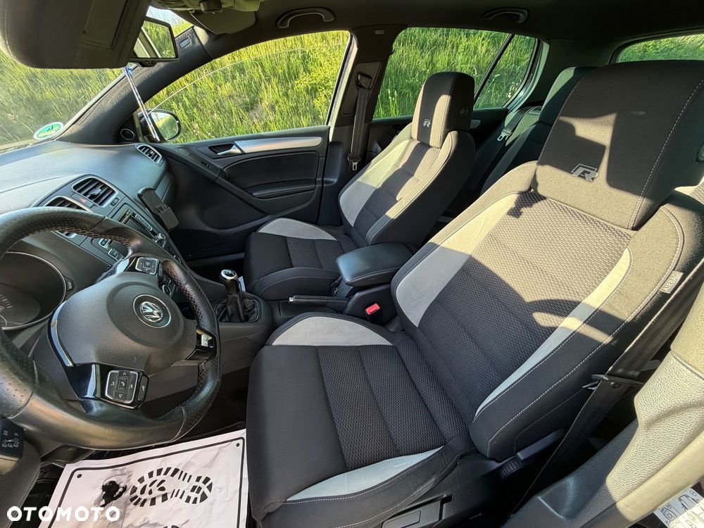 Volkswagen Golf 2.0 R - 11
