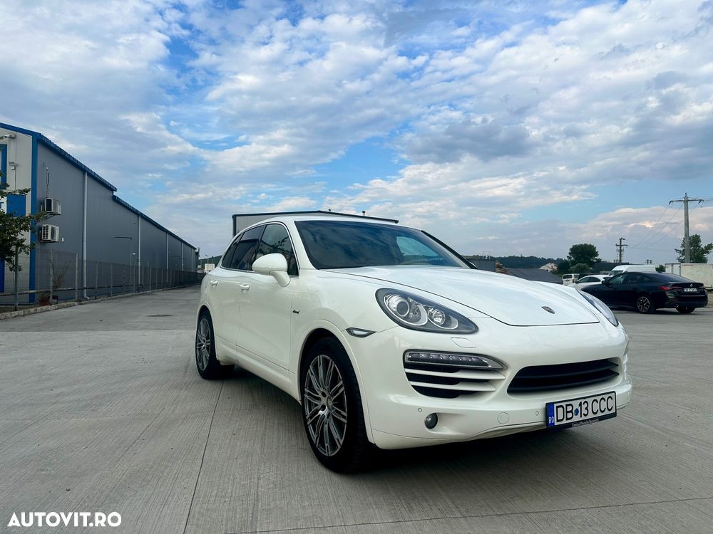 Porsche Cayenne - 2