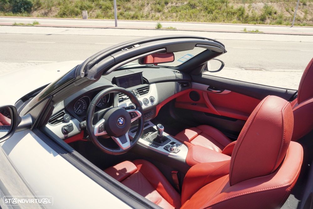 BMW Z4 23 i - 12