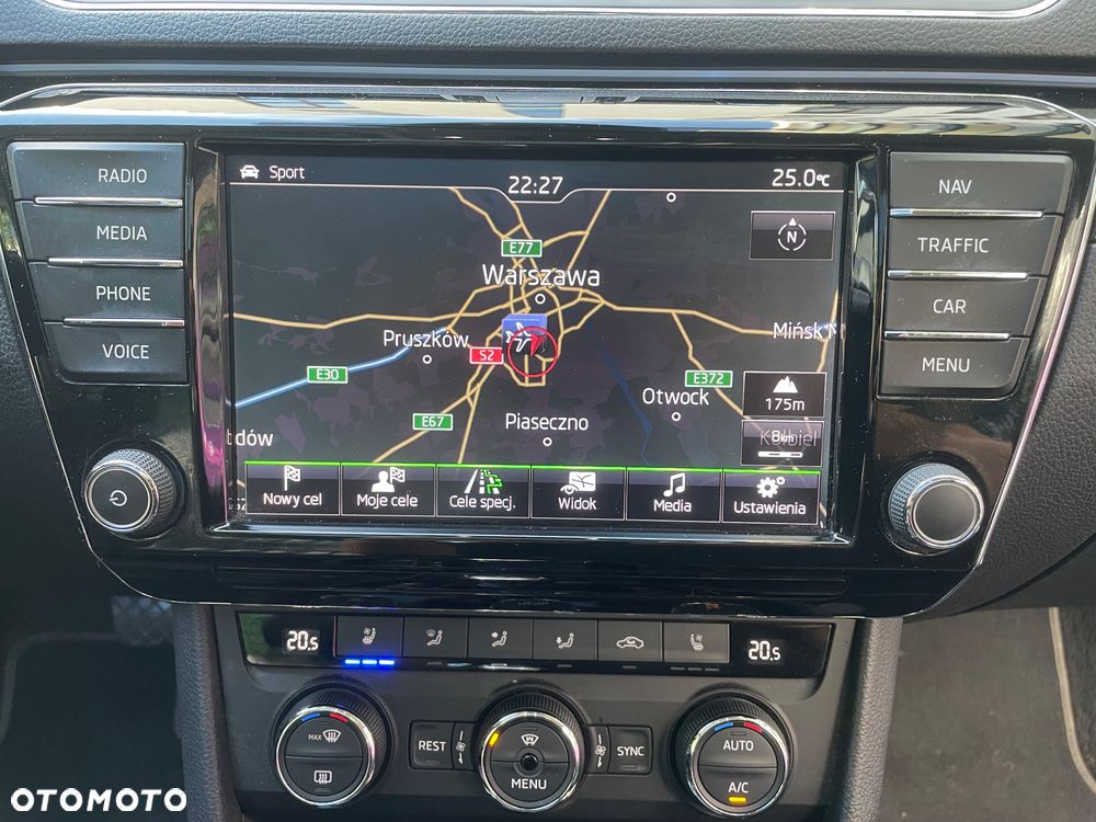Skoda Superb 2.0 TDI 4x4 L&K DSG - 19