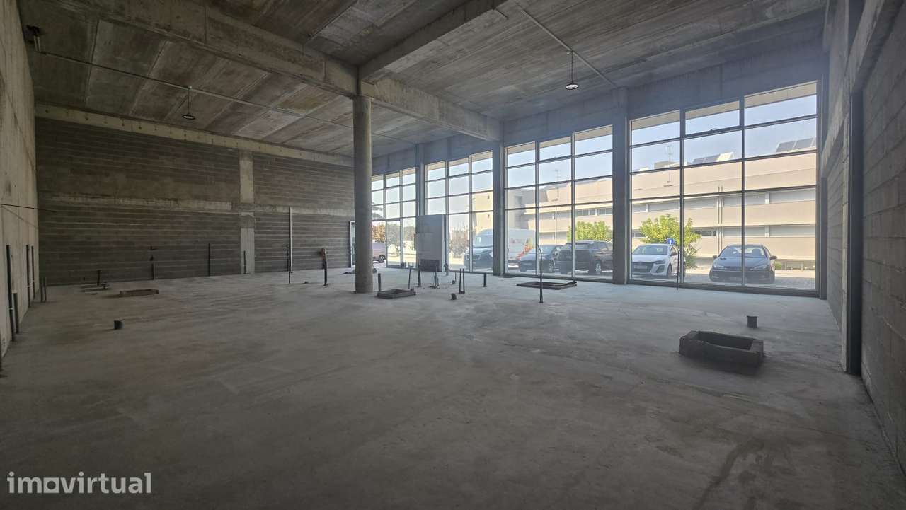 Loja para Arrendamento em Azurém – Guimarães | 278 m² - Grande imagem: 5/13