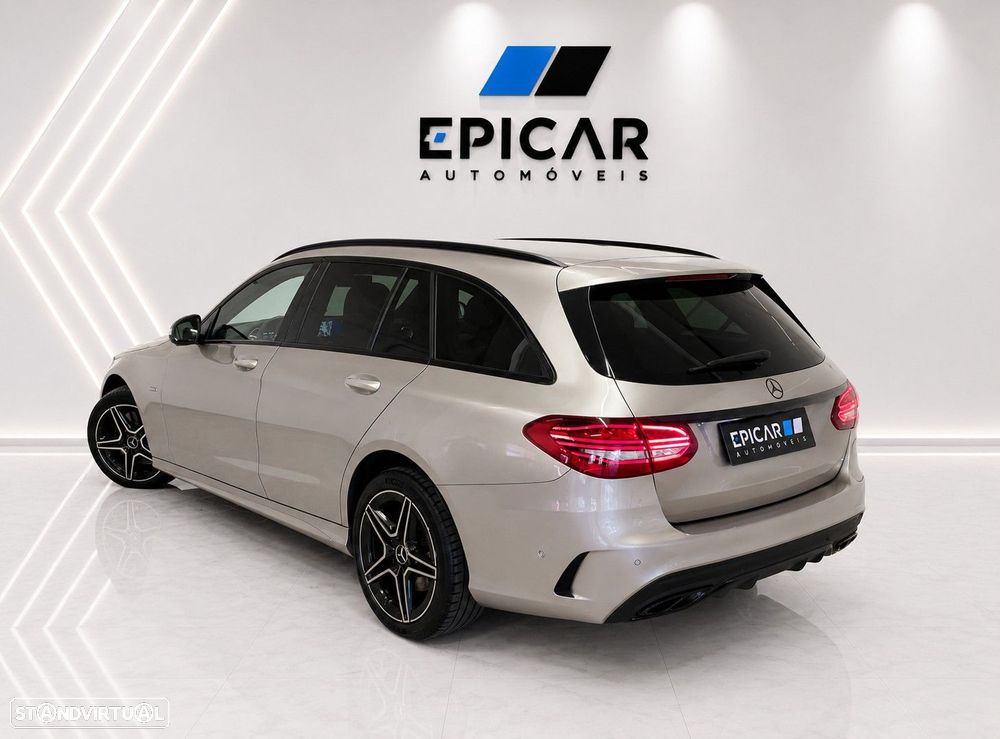 Mercedes-Benz C 300 de AMG Line - 11